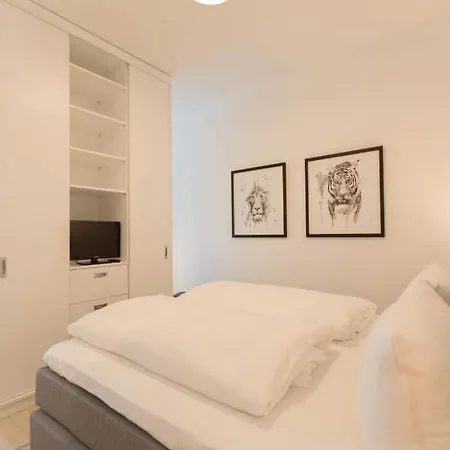 Westendpalais App 01 *