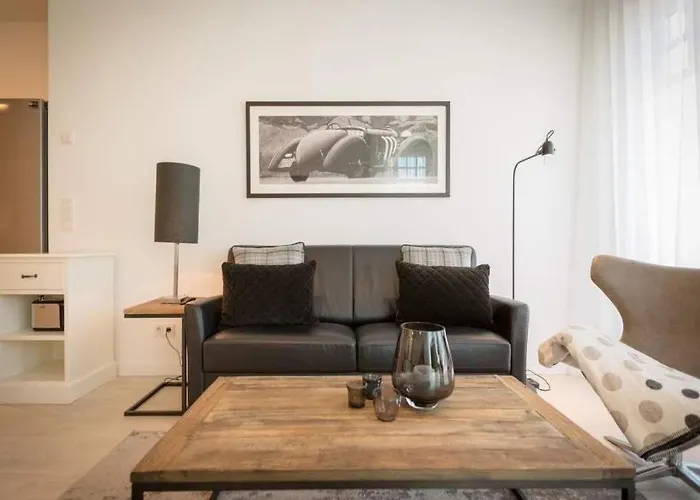 Westendpalais App 01 *